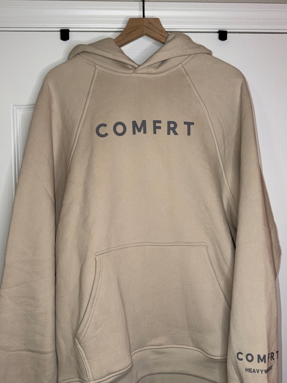 Comfrt Heavyweight Hoodie in Cream